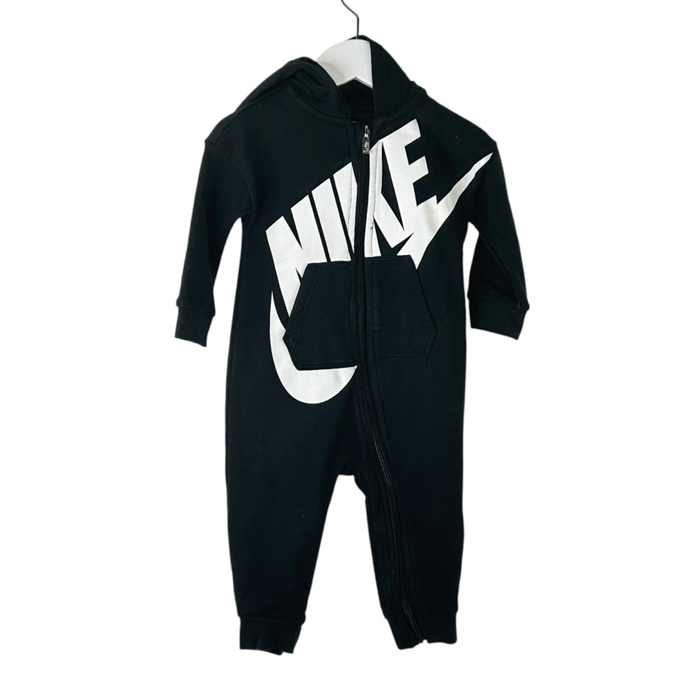 Nike Black and White Long Sleeve One Piece Bodysuit Baby 12 Months NWT